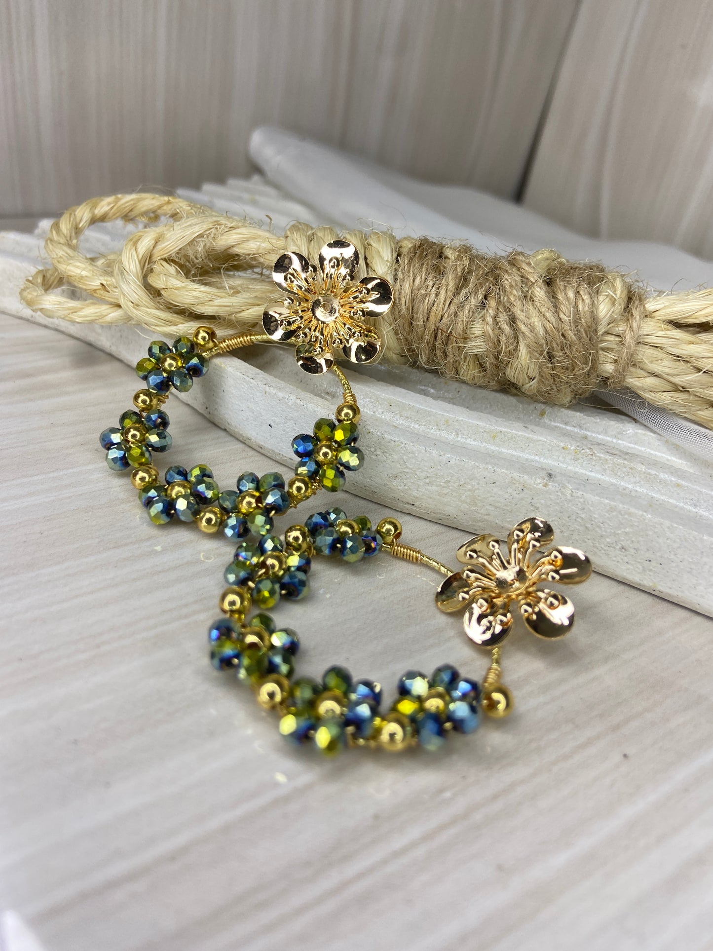 Aretes flor hecho a mano