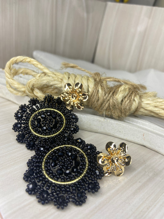 Aretes flor hecho a mano